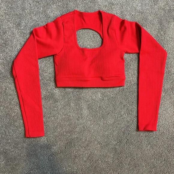NWOT Red Long Sleeve Crop Top and Leggings Set - Picture 2 of 4